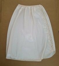 Victoria's Secret Type No Tag Off White Lacey Woman's Silk Skirt Slip US Size 8