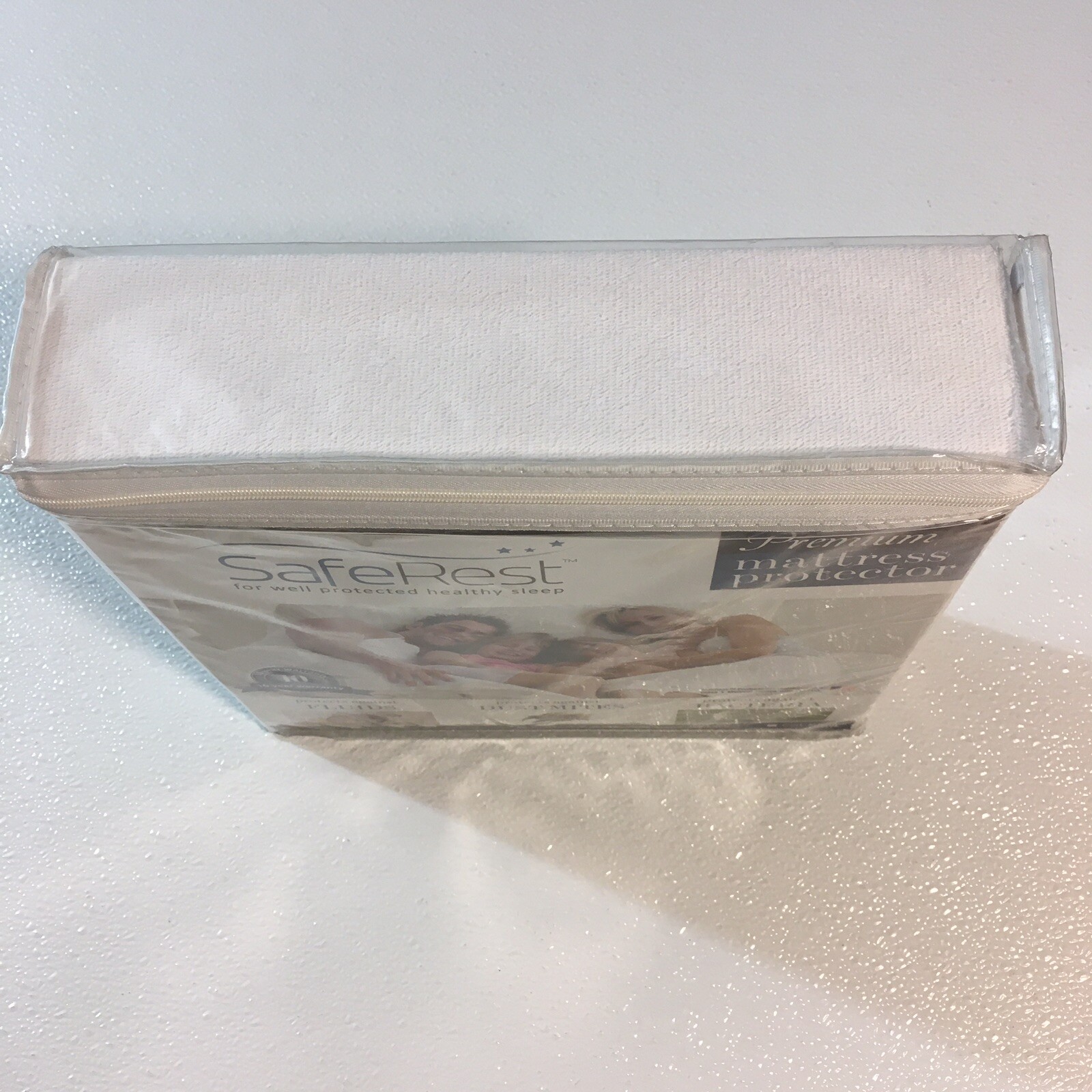 SafeRest FULL Size Premium Hypoallergenic Waterproof Mattress Protector eBay