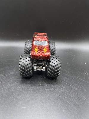 Mattel Hot Wheels Monster Jam TRUCK EL TORO LOCO 1:64 Scale Red/Yellow Flames