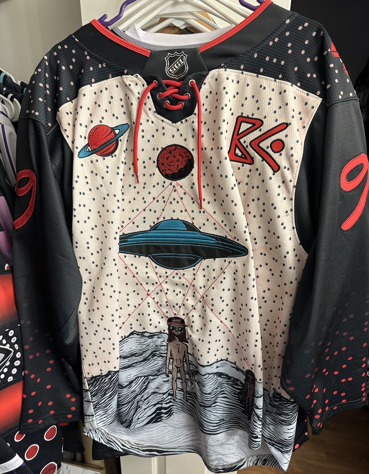 DJ Jersey Silly Geese Men’s Medium Alien Bass