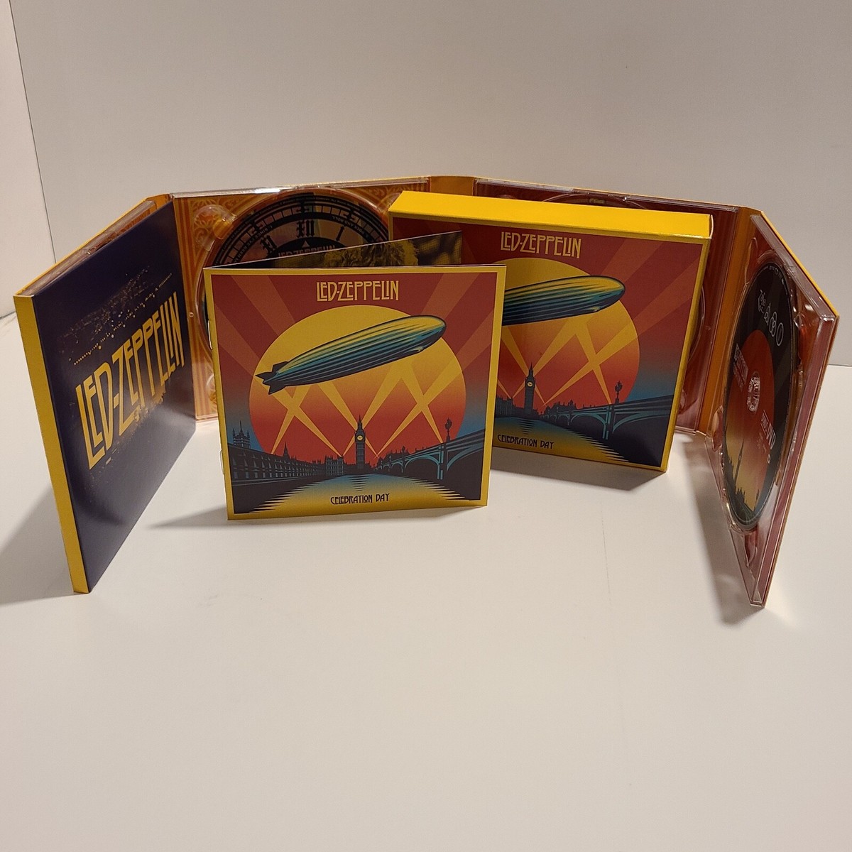 Led-Zeppelin • Celebration Day Box Set • 2 CD's and 1 DVD