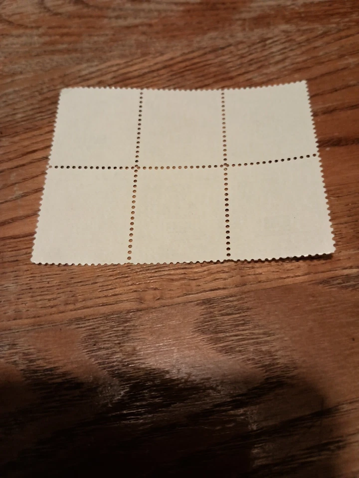 1967 CANADA VOTES FOR WOMEN 50th ANNIVERSARY 5¢ STAMP BLOCK, MINT MNH, Scott 470 - Image 2 of 2