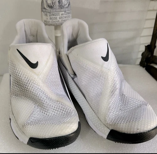 Scarpe sneakers Nike Go FlyEase bianco nero DR5540 102 donna taglia 5 5