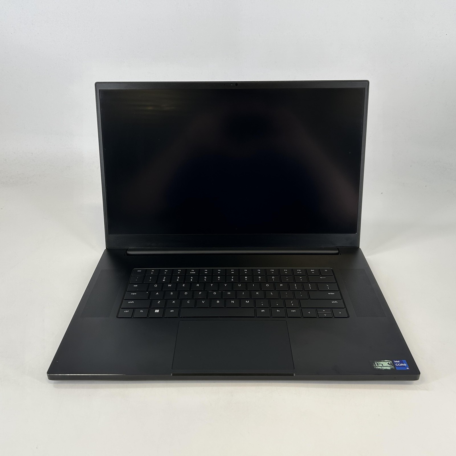 Razer Blade 17 144Hz 4K 2022 2.5GHz i9-12900H 32GB 1TB SSD RTX 3070 Ti Very Good