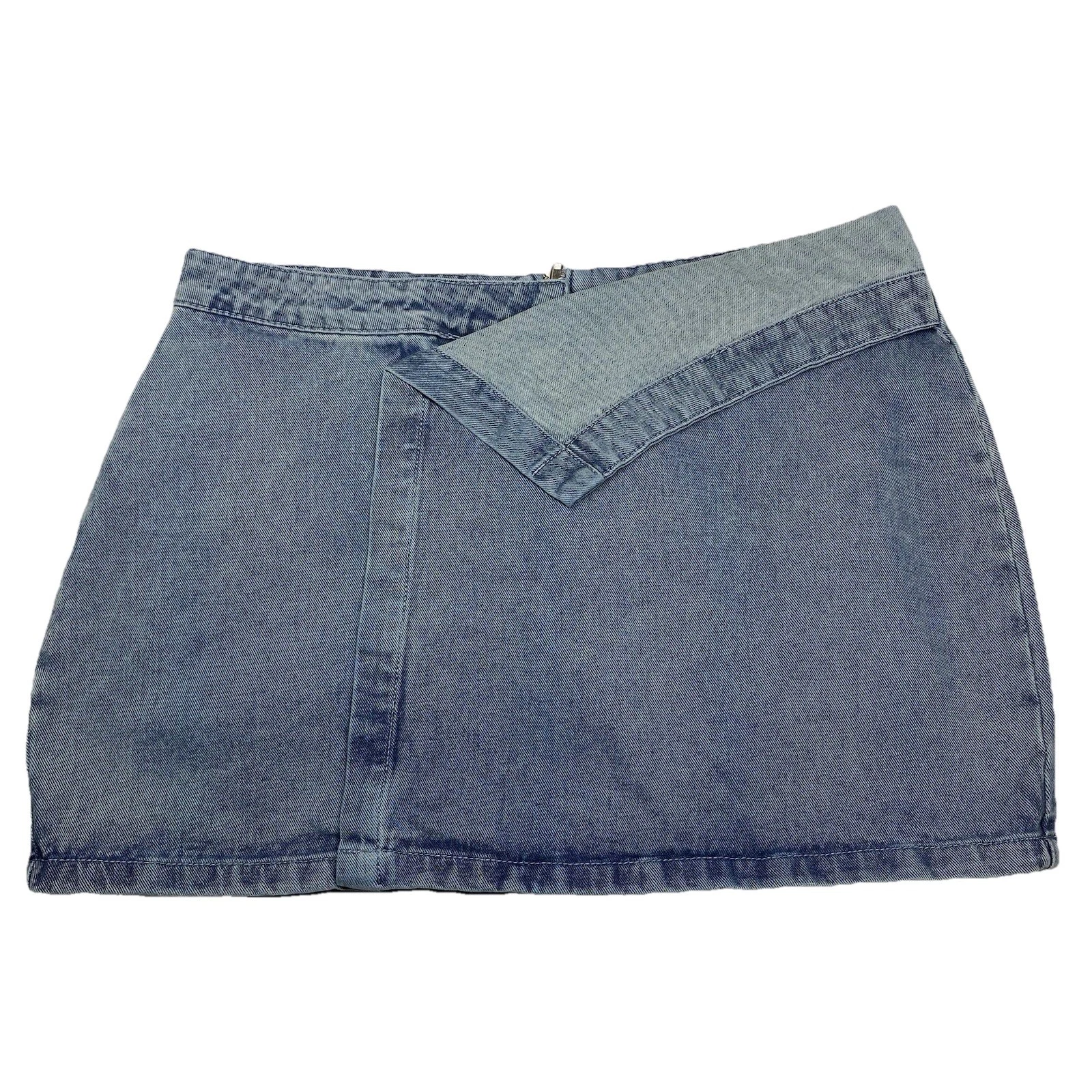 PRETTYLITTLETHING Gonna a forma di denim Pretty Little Thing taglia 12 blu pieghevole classica preppy nuova con etichette