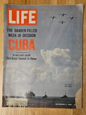 Life November 2 1962 Cuban Missile Crisis, Football, Natalie Wood, Blockade