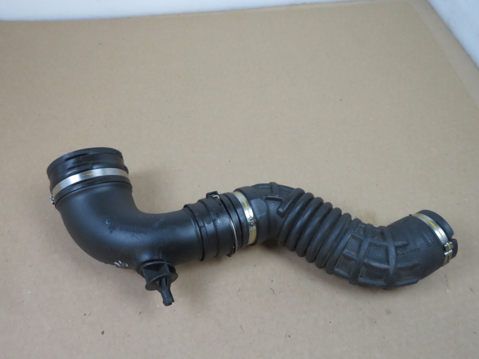 2014-2017 MASERATI GHIBLI SQ4 3.0L ENGINE LEFT AIR FILTER BOX PIPE HOSE TUBE OEM