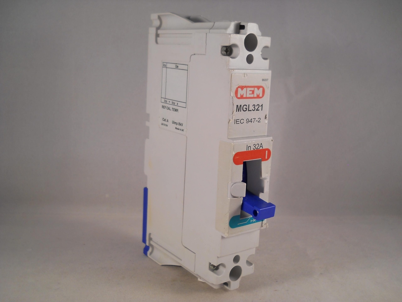 MEM MCCB 32 Amp Single Pole 32A Breaker Memshield 2 Bill TLG321 MGL321