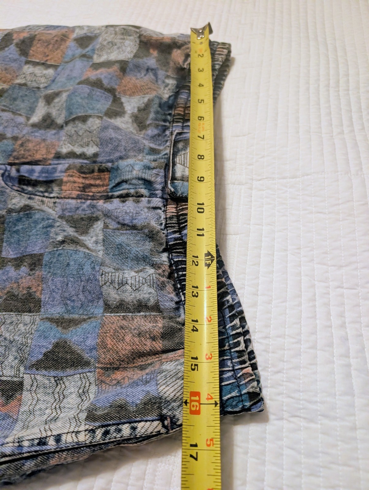 Vintage Stonewashed Patchwork Distressed Denim Sh… - image 9