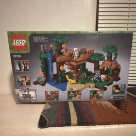 LEGOJungle Tree House Complete All 706 Pieces 2 bags sealed 2 opened 3 handbooks