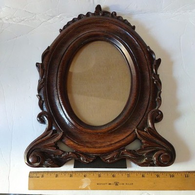 Vintage Walnut Oval Picture Frame Ornate wood