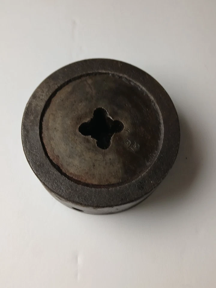 Wells Brothers Co. Little Giant Bolt Threader Die Head 5/16" 18 For 2-3/4" Hndle - Image 3 of 3