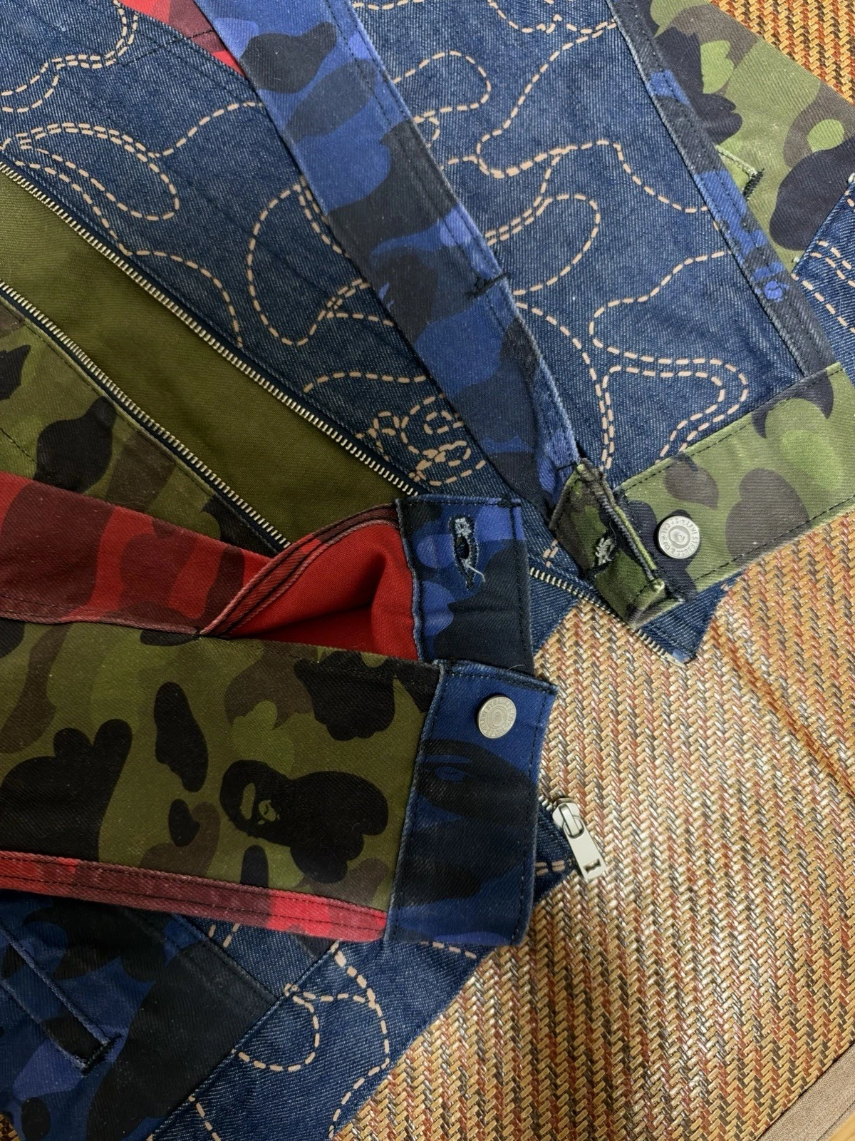 BAPE x Levi’s SS21 Multicolor Camo Denim Trucker Jacket Men’s Size Medium - product detail image 4