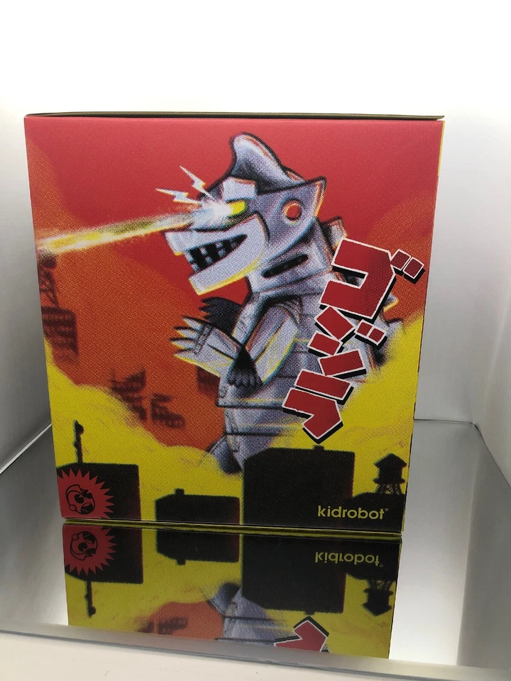 SDCC ExclusivKidrobot Mecha Godzilla 8" Chrome Vinyl Art Figure LE 500 - Image 3 of 4