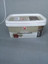 Floor Tiled 3v3-marble Paint 2li. No Under Coat need it. Chilli red satin