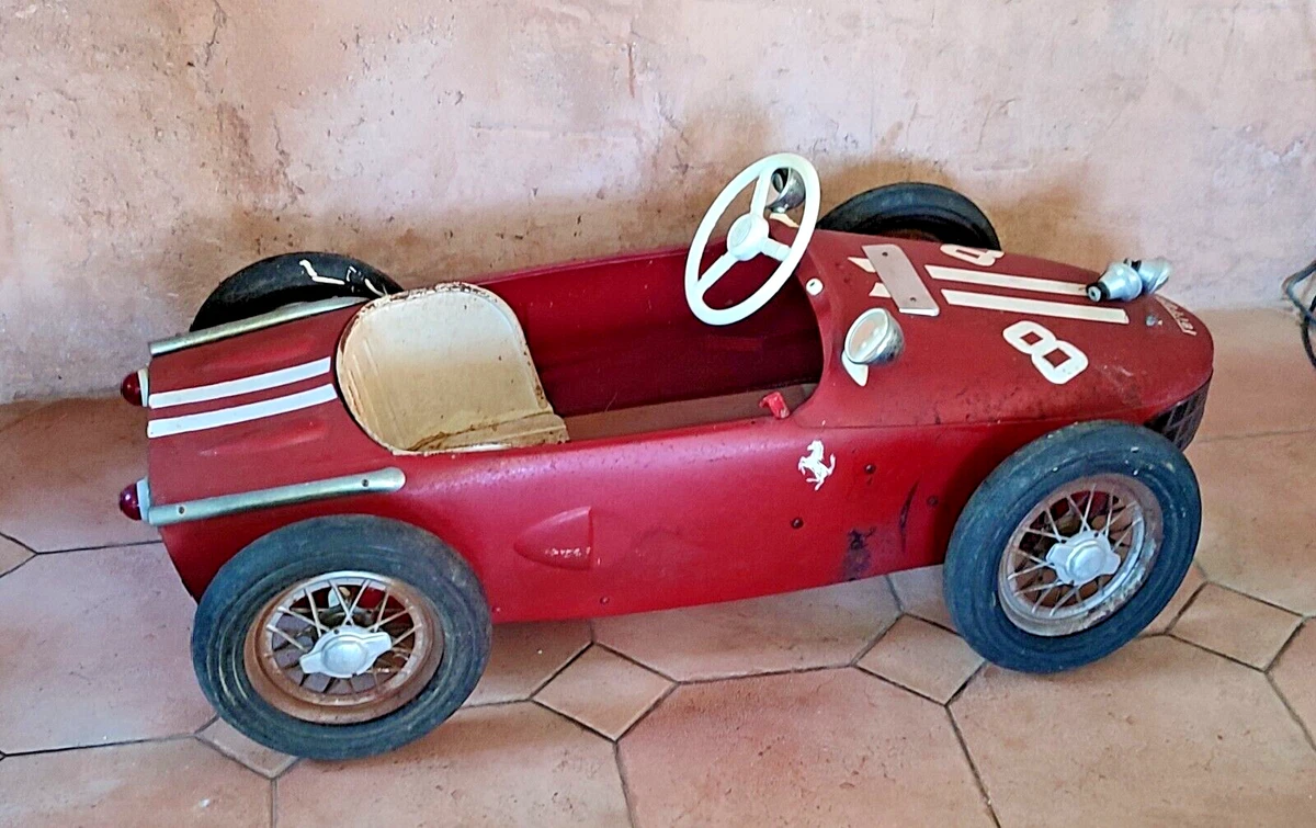 Voiture à Pédales Ancienne En Tôle - Vintage - Mécanique Fonctionnelle - Occasion