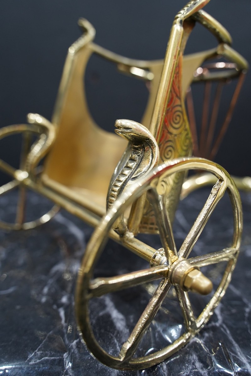 GOLDEN WAR CHARIOT of King Tutankhamun, King Tutankhamun