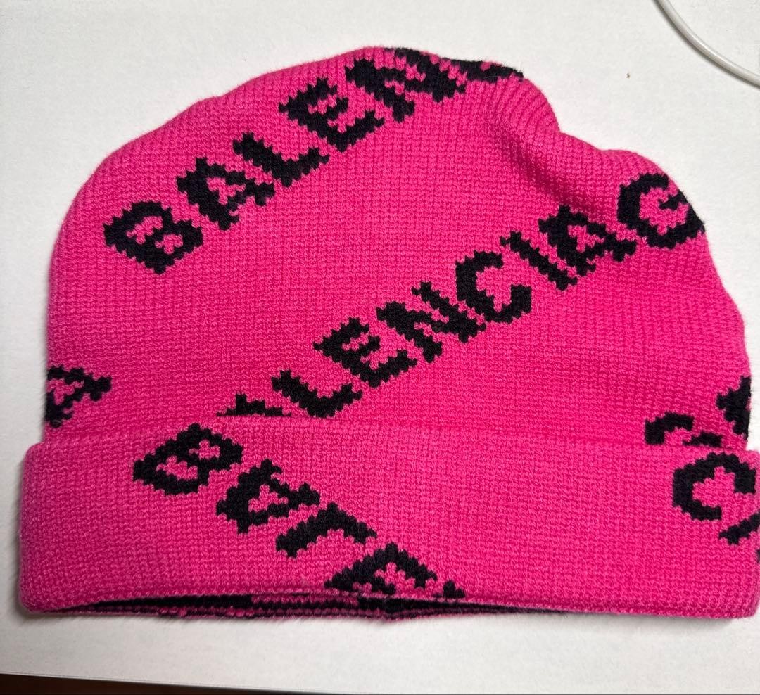 Balenciaga Logo Knit Hat
