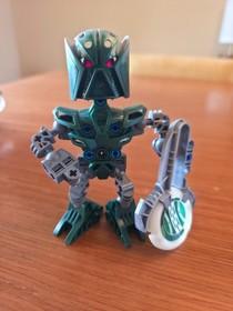 LEGO BIONICLE: METRU NUI MATORAN (8607 ~ 8612) + Turaga Dume (read description)