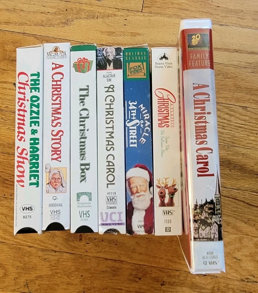 Christmas VHS lot, Miracle on 34th, Christmas Carol, Christmas Story, Box etc... - Image 3 of 4