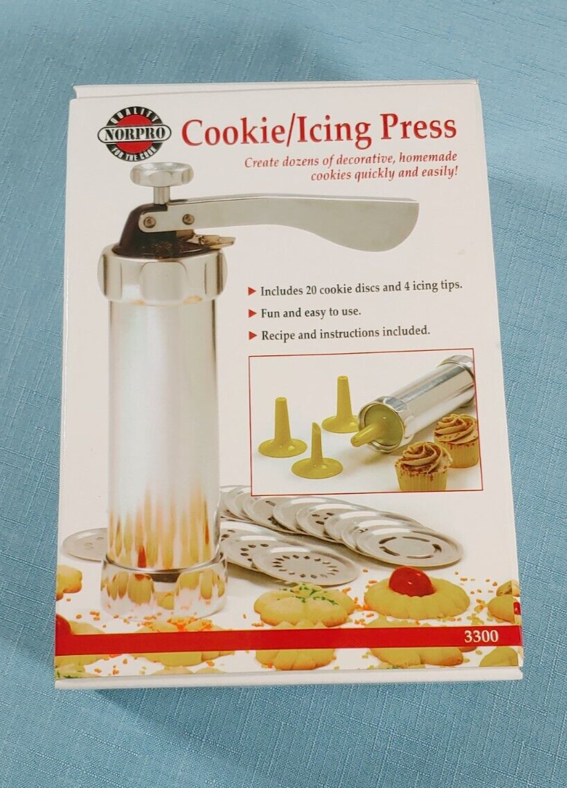 Norpro Cookie/icing Press Gun With 20 Dies and 4 Icing Tips Baking Kit