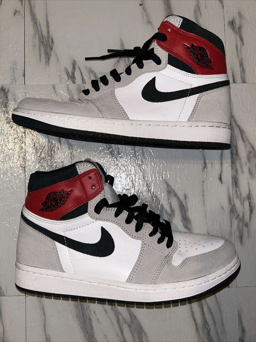 Air Jordan 1 Retro High OG Light Smoke Grey - Size 8.5