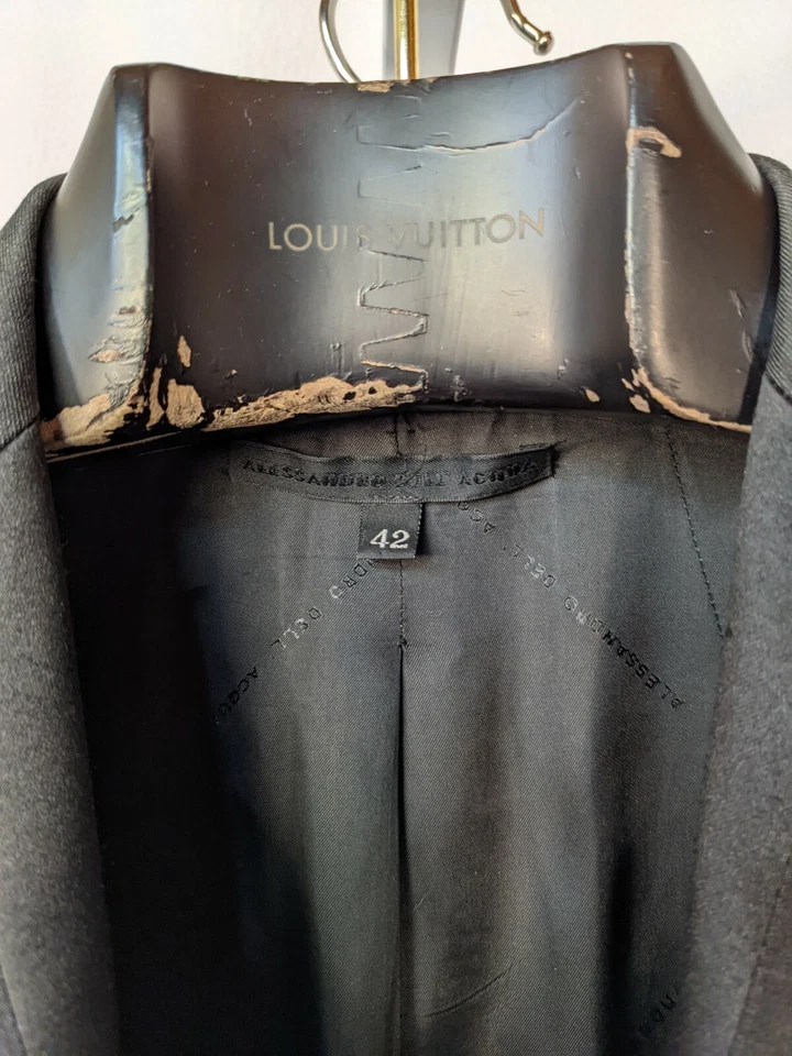 Blazer Esmoquin Negro Delgado Pasarela Otoño 2000 Alessandro Dell Acqua XS Italia N21 Foto 4 de 4