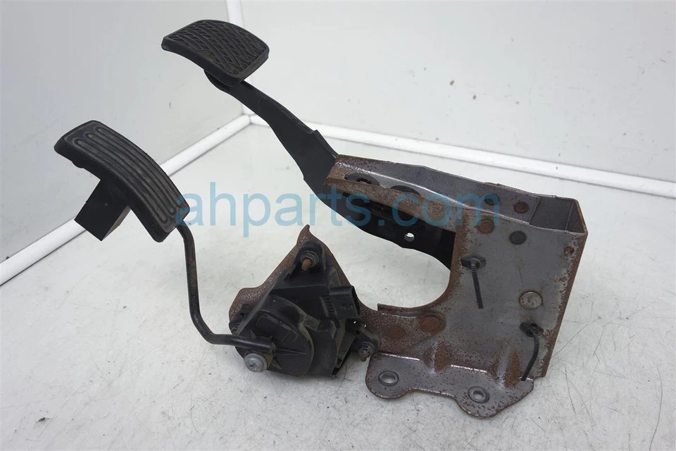 Nissan Sentra 2010-2012 acelerador automático de gasolina + pedal de freno 46501-9Ac2a 18002 Foto 2 de 4