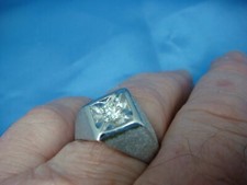 14 KT. MEN'S SOLITAIRE DIAMOND RING 8.9 GRAMS SOLID BACK SIZE 10.5