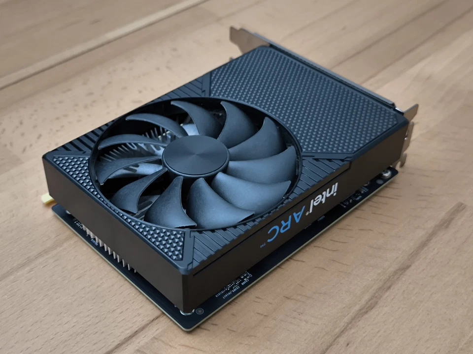 Scheda video Intel Arc A380 6GB GDDR6 OEM HP PCIe 4.0 - Immagine 3 di 4