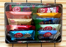 Japanese Kit Kat Variety Tasting Lot 10 in Sushi Gift Box + Chopsticks Nestle JP