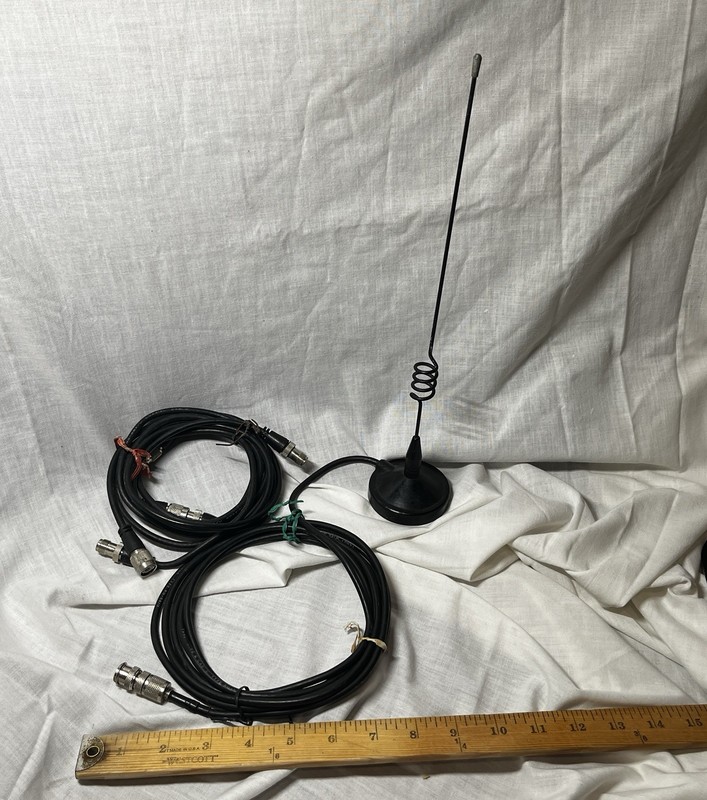 Unbranded Magnetic Mount Car Antenna ~ 14" Tall, 2 7/8” Magnetic Base