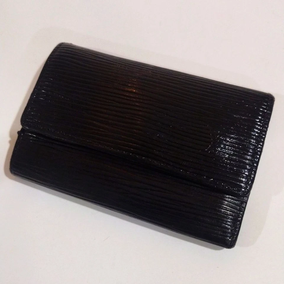 Vintage Authentic Louis Vuitton Black Epi Leather 6 Ring Key Holder Case 4 x 3" - Image 2 of 4