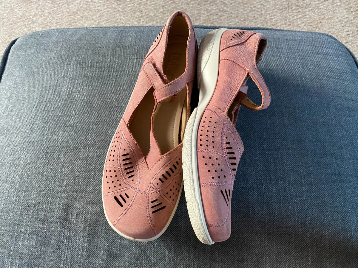 Hotter pink deals shoes