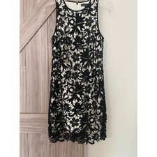 Banana republic size 2 crochet overlay black dress