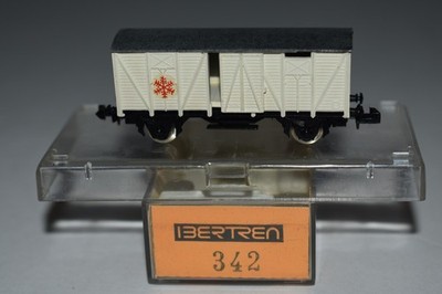 N Scale Berten 342 Unlettered Wagon Boxcar C57272