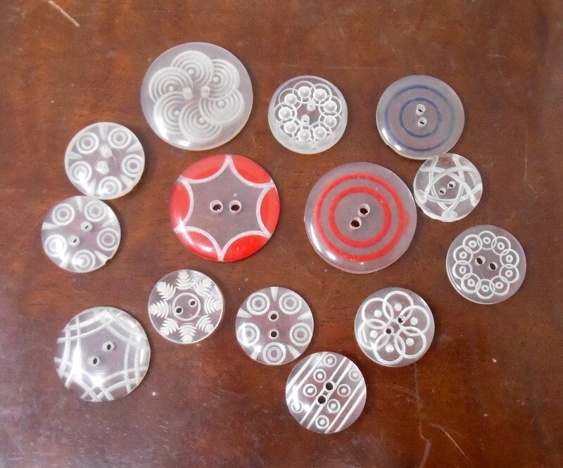 Lot De Mercerie Vintage - Boîte De Boutons Anciens Classés, Environ 900 Grammes - Parfait Pour La Création, La Décoration Ou La Collection