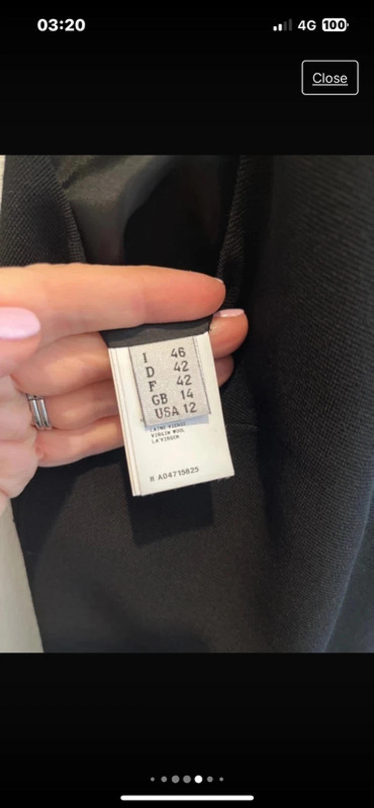 Abito Moschino nero senza maniche con strass ? Design