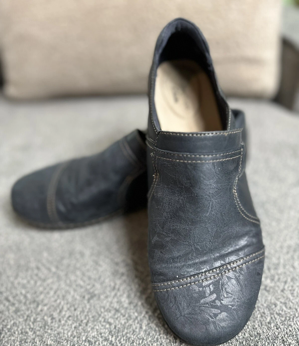 Clarks Collection Cora Poppy mocassino tomaia in pelle scarpa da donna taglia 9 5 blu navy