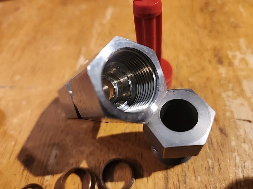 New Swagelok SS-8FK0-6 Medium Pressure Union - 1/2” Tube OD - 316 Stainless - Image 3 of 4