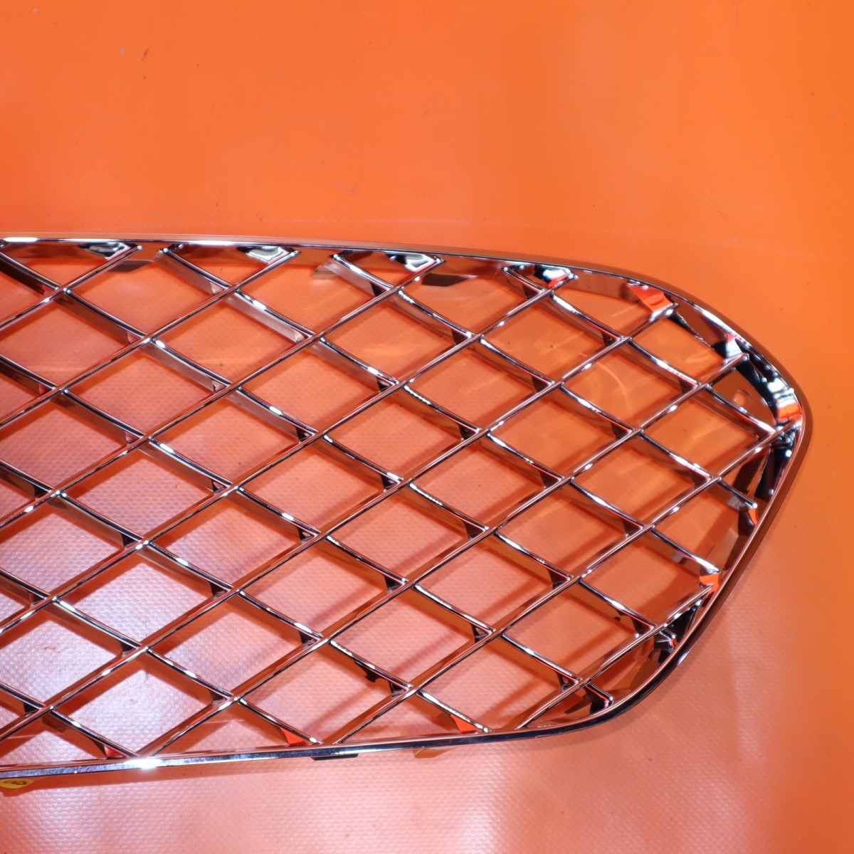 Bentley Bentayga 2016-2019 Right Lower Bumper grille Chrome