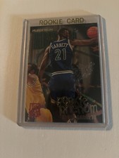 1995-96 Fleer Basketball Kevin Garnett Rookie Phenom Hot Packs Card #1