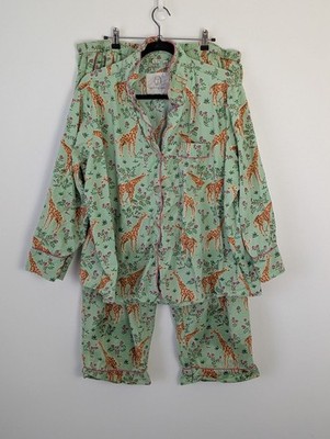 Printfresh Grazing Giraffe Long Sleeve Pajama Set Size 1X