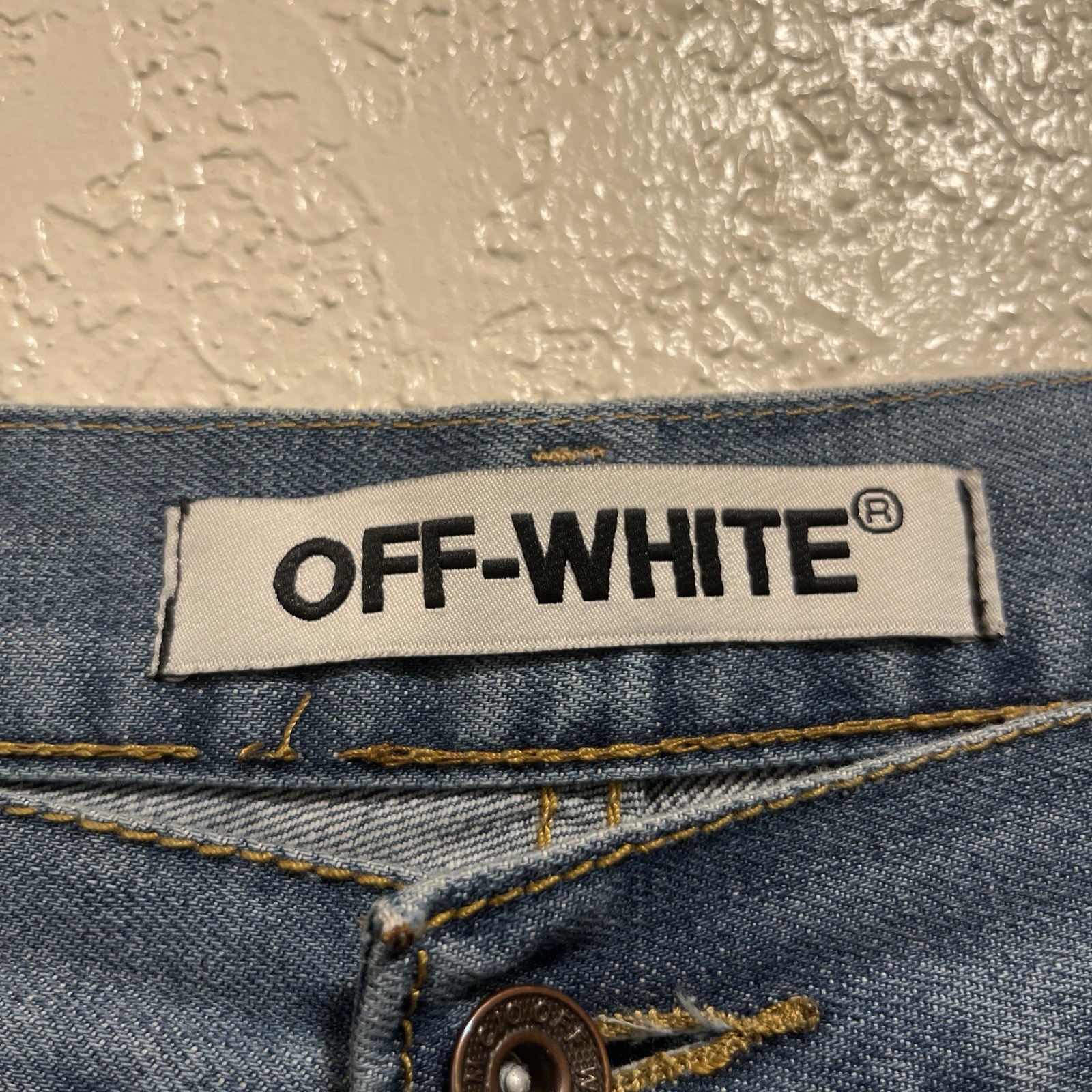 Off-White Distressed Blue Denim Jeans Logo Patch Straight Leg Men's Streetwear thumbnail 2