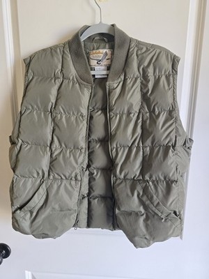 Cabela's Goose Down Puffer Vest Men's L Green Full Zip Quilted Pockets Outdoor