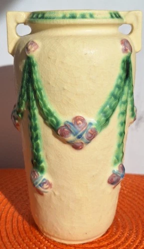 ROSEVILLE Pottery LA ROSE Pattern 6"H Urn Vase Rose Garland Design c. 1924