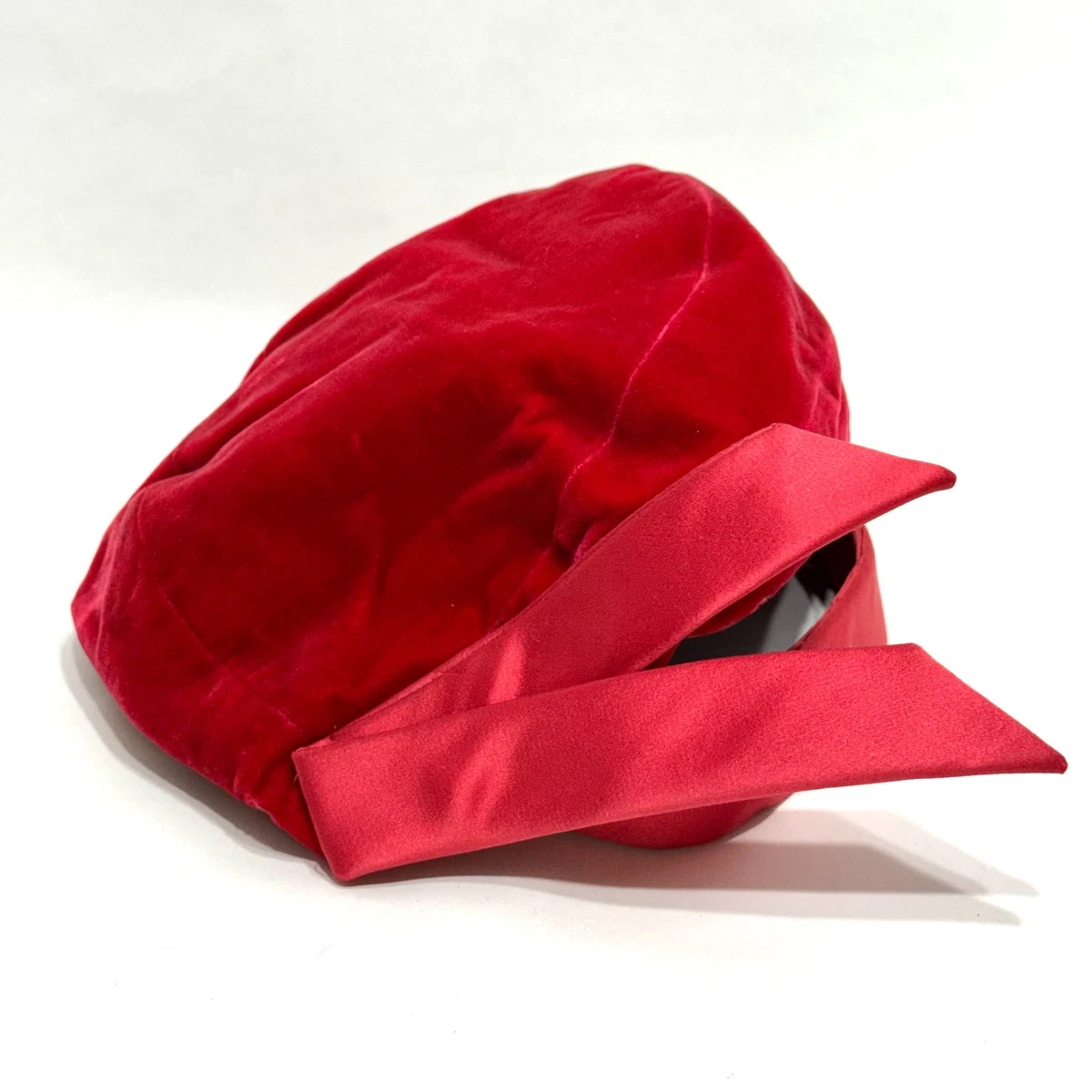 Gorgeous! Vintage 1950s-60s  2 Silk/Satin Hats ?⚜️? 1950s Silk Hat - Etsy main image 2
