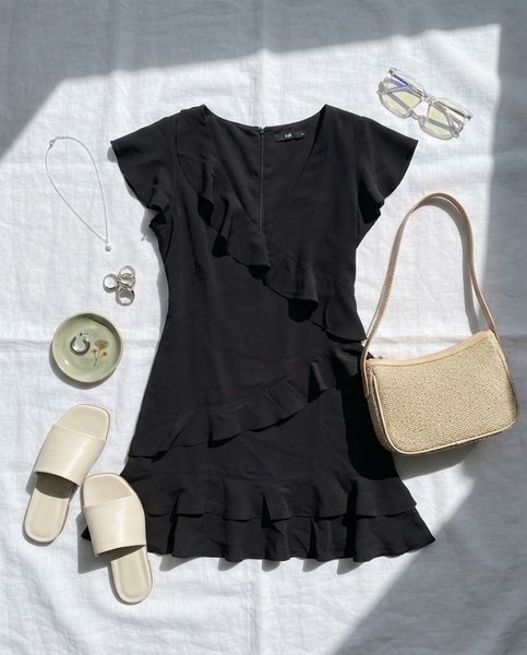 Calli L Classic Black Ruffle Mini Dress Fit & flare