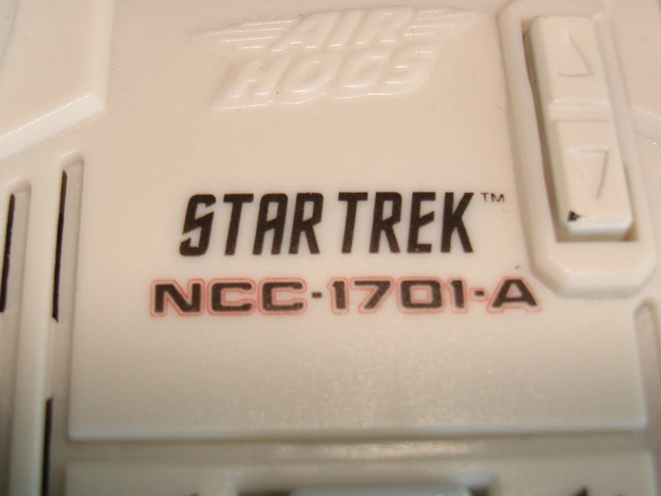 Air Hogs, Star Trek U.S.S Enterprise NCC-1701-A, 2.4 GHZ Remote Control ONLY - Image 2 of 4