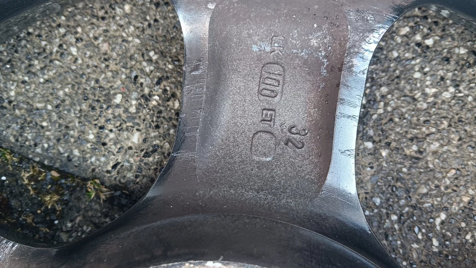 Alufelgen-Kompletträder 5 1/2 J 14 H 2 mit 185/60 Uniroyal Rainexpert - Bild 3 von 4